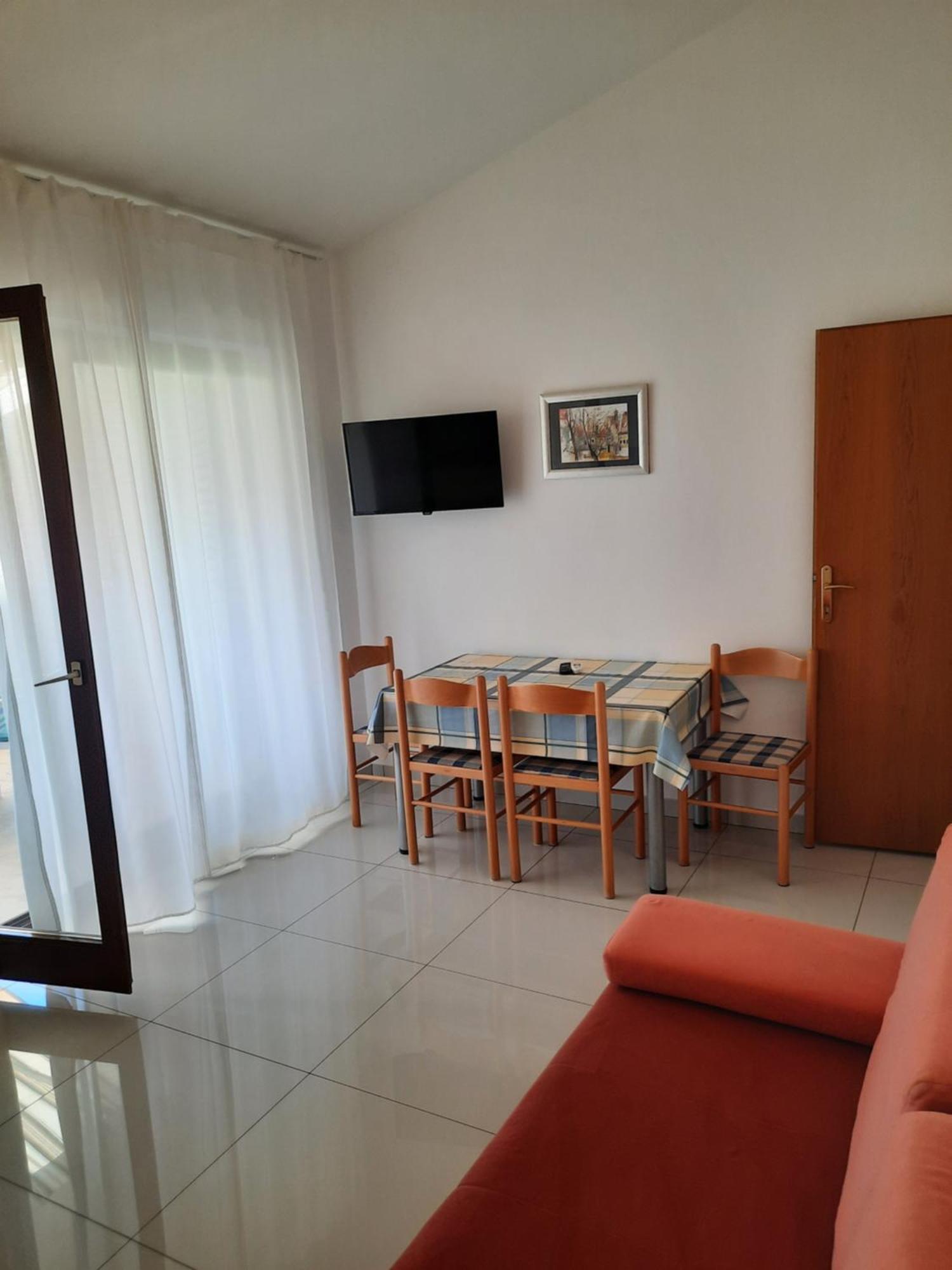 Apartmani Maver Sveti Filip i Jakov Extérieur photo