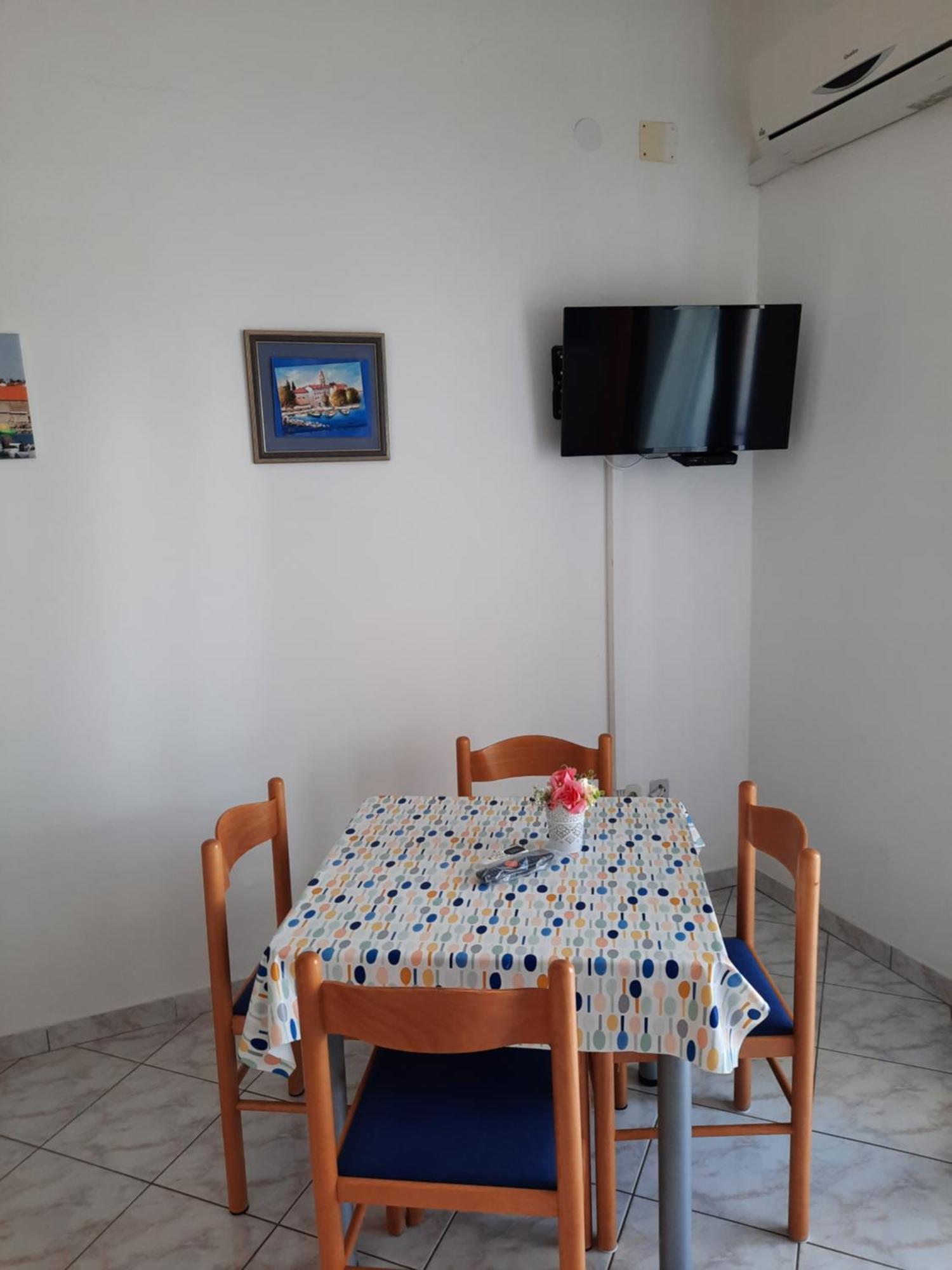 Apartmani Maver Sveti Filip i Jakov Extérieur photo